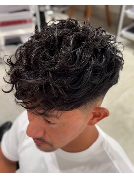 ゴウトゥデイ 渋谷MODI店(GO TODAY) “外国人風|スペインカール” 〈渋谷/渋谷駅/メンズ/フェード〉