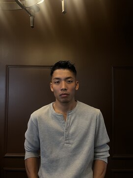 マチルダ(Matilda) スキンフェードショート