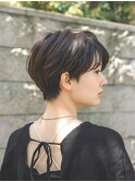 ショート　ショートボブ　ハンサムショート　前髪　暗めカラー