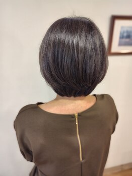 上質なワンランク上の髪質改善”HSカラー”が大人女性に大人気◎ふんわりした艶髪でなりたいを叶える♪