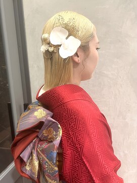 オリガミ トイロ(ORIGAMI TOIRO) 振袖×ボブアレンジ