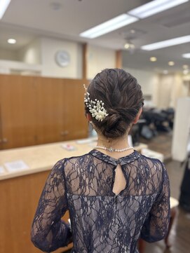ディーボーイ 下通本店(D-BOY) シニヨンヘア/結婚式アレンジ/お呼ばれヘア