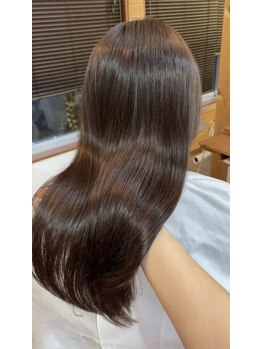 チェリーコークガーデン(CHERRYCOKEGARDEN)の写真/広がり・うねりを自然に改善。毎日扱いやすい髪へ。