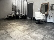 uNu Hair Roomの雰囲気（【半個室】グレー基調のシックな空間で静かに過ごす大人の隠れ家）