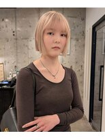 ラーナー(LONER)&nbsp;ホワイトベージュタッセルボブ