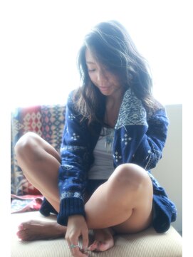 ラべリー 池袋(LOVELEY) サイドパート×バレイヤージュ デザインカラー 【池袋】