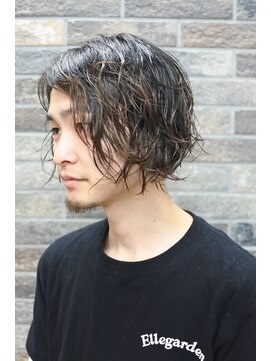 サニーズ バーバー(Sunny's barber) 前下がりボブパーマショート