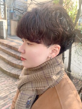 ピークアブー 表参道(PEEK-A-BOO) ベージュカラーパーマメンズビジネス刈り上げマッシュ清潔感