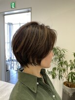 エレ 博多(ere)&nbsp;ショートボブ/レイヤーカット白髪ぼかし博多