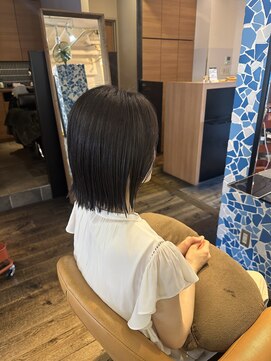 ファービヨンド(far beyond) 【人気の長さ肩上結べる】切りっぱなしボブ