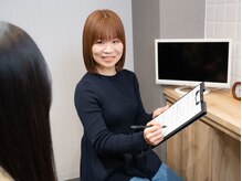 「美容室は緊張する」という方に寄り添う、丁寧なカウンセリングと安心のマンツーマン施術