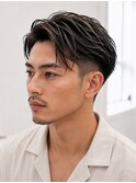 大人のクラシックショート刈り上げ七三分け