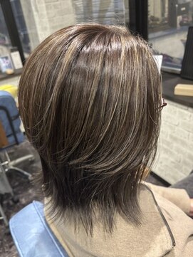 シェリー(Cherie) 外ハネ丸みレイヤー