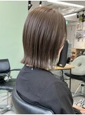 レイヤーボブ切りっぱなしボブ外ハネボブベージュダブルカラー