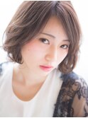 グレージュ 前下がり大人ボブ【Lupirie 金町】