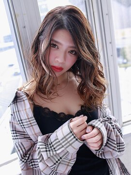 ラックスビールーチェ 沖縄那覇イオンモール店(LUXBE LUCE) 抜け感×バレイヤージュ【LUXBE　LUCE　沖縄那覇店】