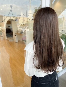 エティカ(Atika) オリーブカラー