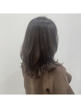 ファースト 泉中央店(first) ブルーグレージュ/レイヤーロング/20代30代40代