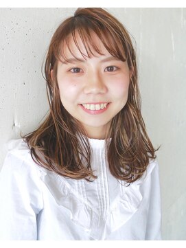 コンビネーション(combination) ブリーチハイライトベージュカラー色素薄い系赤み抑えたカラー