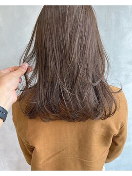 キチ(kichi.) [kichi.] レイヤーヘア×ヘーゼルブラウン