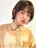 斜めバング/グレージュカラー/シルキーベージュ