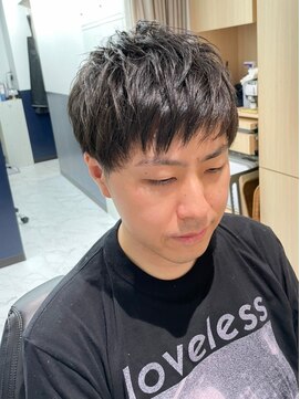 リバティシェアバーバー 銀座2nd(LIBERTY SHARE BARBER) スキンフェードコテパーマ濡れパンマッシュパーマ[銀座<理容室>]