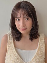 アンガーデン(Une GARDEN) フェイスレイヤー/レイヤーカット/ミディアム/艶ブラウン