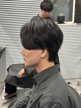 ガオプロデュースバイレボ(gao produced by revo) 曲がる縮毛矯正/ニュアンスパーマ/センターパート/メンズカット