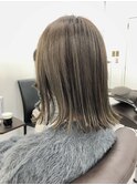 ナチュラル外ハネ 大人グレージュ