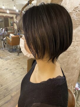 マギーヘア(magiy hair) magiyhair【nico】下北沢大人女子のショートウルフ