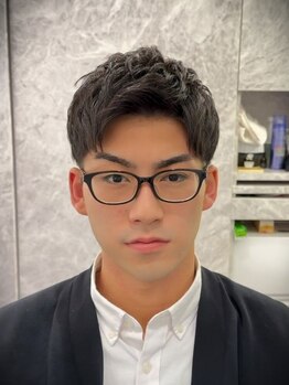 リバティシェアバーバー 銀座2nd(LIBERTY SHARE BARBER)の写真/【平日21時以降/土日19時以降～】ふと気になった時予定に合わせてすぐに通えるのが嬉しい<理容室>銀座
