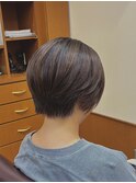 ショートボブ