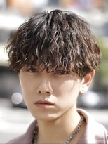 フィフス 渋谷(fifth)&nbsp;渋谷大人縦落ちツイストスパイラルパーマツーブロックマッシュ