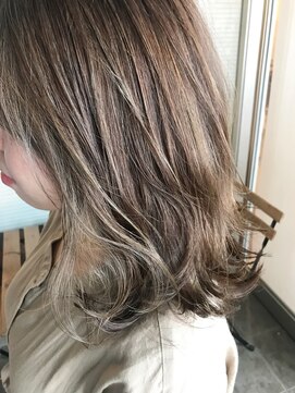 オーティティ(O-TETE) O-tete リゾート風パールグレージュハイライト