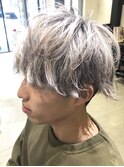 外ハネマッシュショート