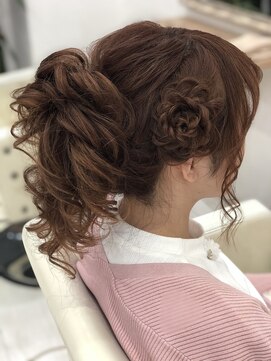 ミグ バイ クオーレ(mig by CUORE) フラワーポニーテール