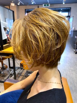 アフロート ショウナン(AFLOAT SHONAN) 骨格矯正ショート{湘南/湘南/藤沢}