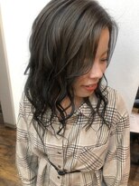 ラニス ヘア(Lanis hair)&nbsp;透明感のあるアッシュグレー