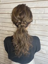 デコヘアー キートス(DECO HAIR kiitos)&nbsp;ローポニーアレンジ