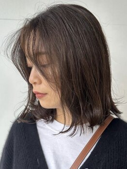 ワン(One)の写真/再現性の高いカット技術で、美シルエットが叶う★骨格・髪質・クセを見極めたカットで理想のスタイルに♪°