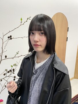 スワッグ(Swag) ラウンド前髪なグレージュカラー♪♪