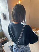 シー 岡崎(,SHE) 切りっぱなしボブ/エアリーロング/美髪/ピンクブラウン/岡崎