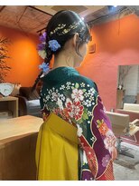 ユニ(uni)&nbsp;卒業式アレンジ/タイトアレンジ/金箔アレンジ/20代/30代