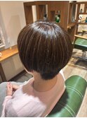 ショートボブ×白髪ぼかし