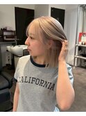 ミルクベージュ×ぱつっとミディアム