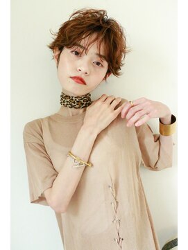 フェリアファム 北千里(FERIA fam) インナーカラー/ハイライト/縮毛矯正/レイヤーカット/髪質改善