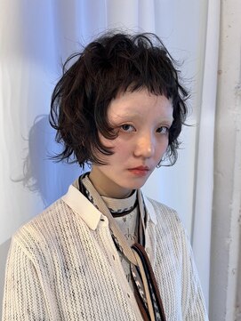 ダブ アオヤマ(DaB AOYAMA) ショートボブパーマスタイルレイヤーボブオン眉顔まわりカット