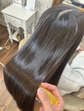 ココロ 高槻(cocoro) 髪質改善トリートメント