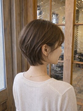 エイミーバイアフロート(amie by afloat) 大人シルエットショートボブ