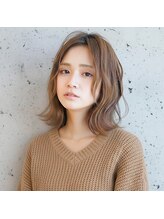 白髪をデザインに変える新しい楽しみ方